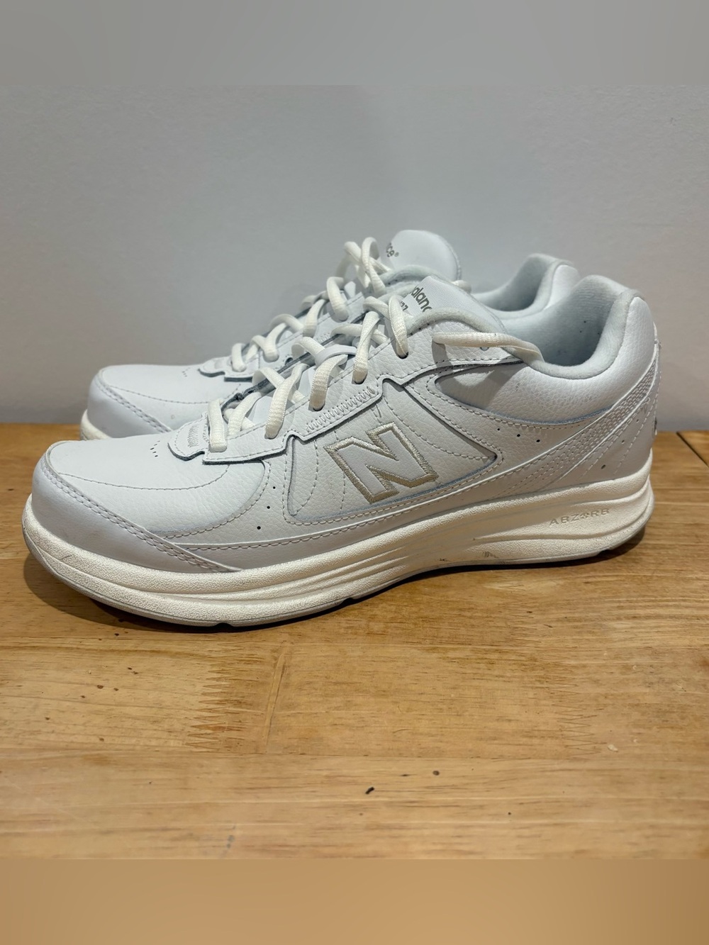 New Balance 577 Sneakers White Leather Walking Shoes‎ Comfort lace up